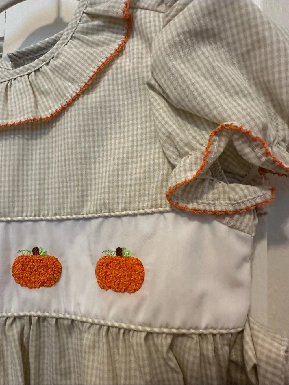 Girls 4T Beige Gingham Pumpkin Smocked Dress